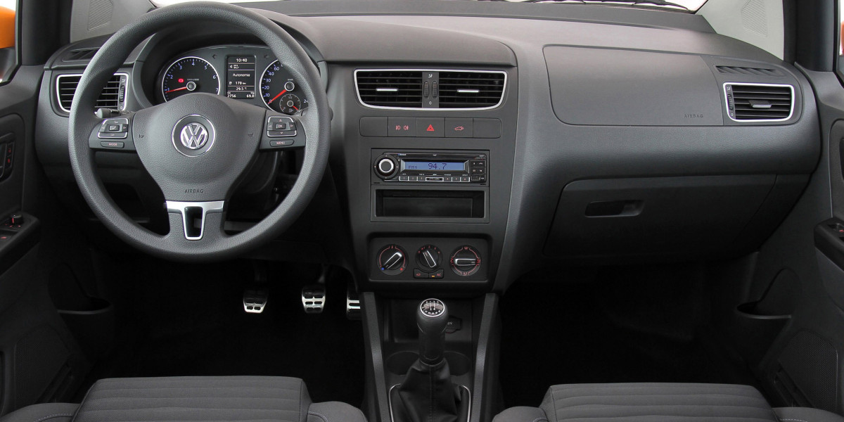 Volkswagen CrossFox Ficha técnica Automotriz, Dimensiones y Consumo