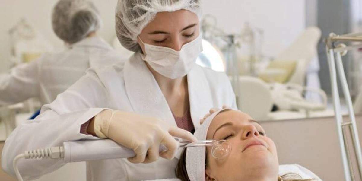 Pós-Graduação em Enfermagem Estética: O Caminho para a Excelência na Beleza Profissional