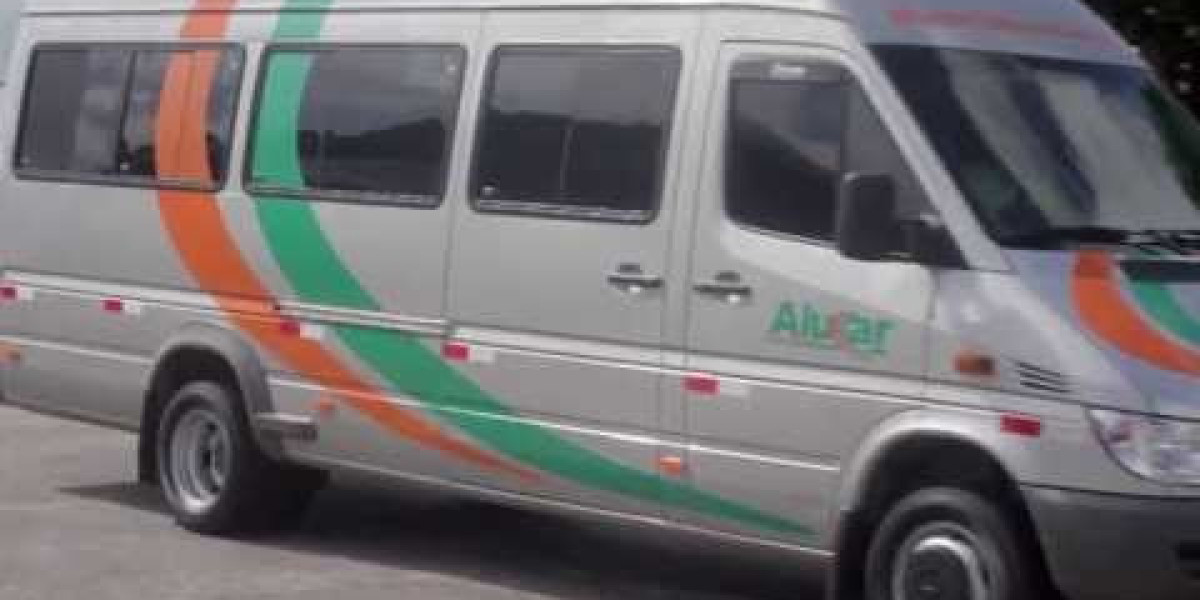 Aluguel de van para 18 pessoas: conforto e praticidade na sua viagem