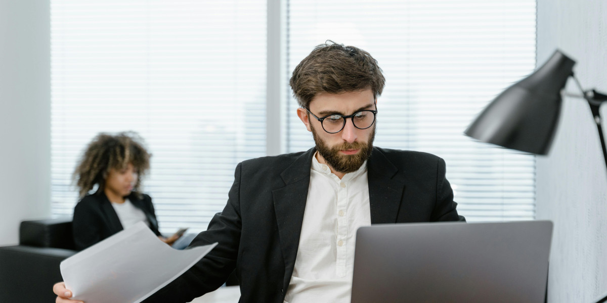 How Outsourcing Bookkeeping Services in Dubai Can Streamline Your Business