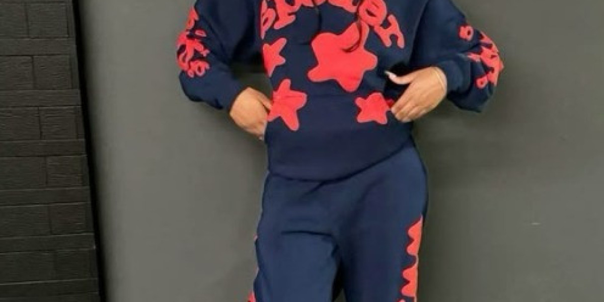 Women’s Fashion Guide Styling the Sp5der Hoodie