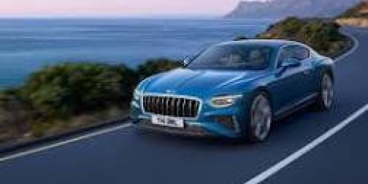 VIP Limo and Chauffeur Hailing Services: Luxury Travel at Your Fingertips