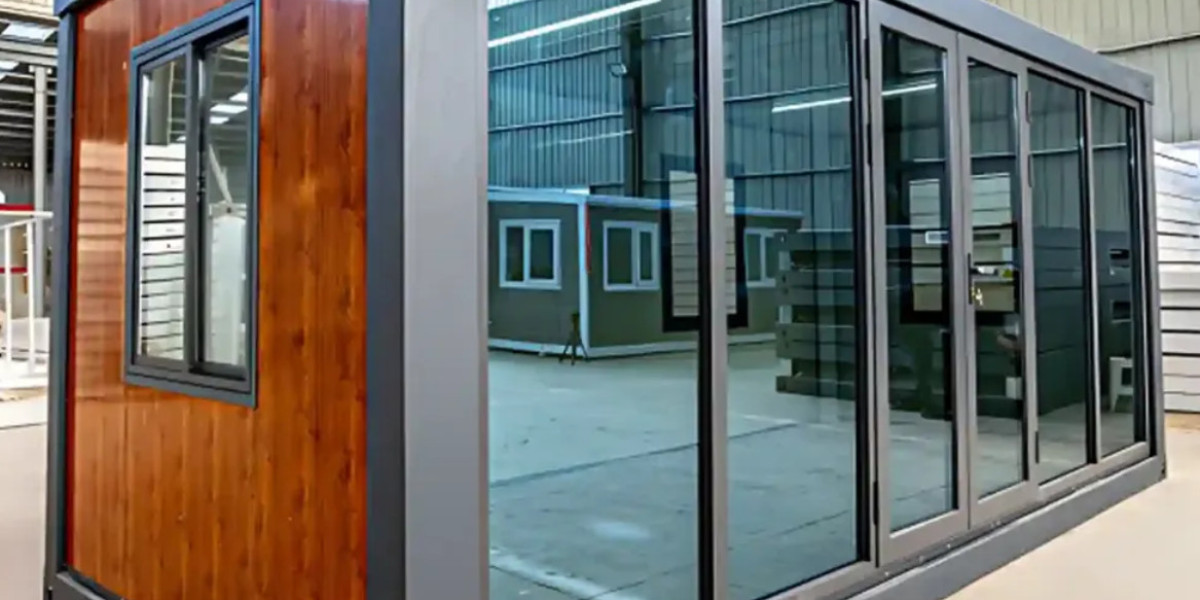 What is the service life of modern mobile homes?