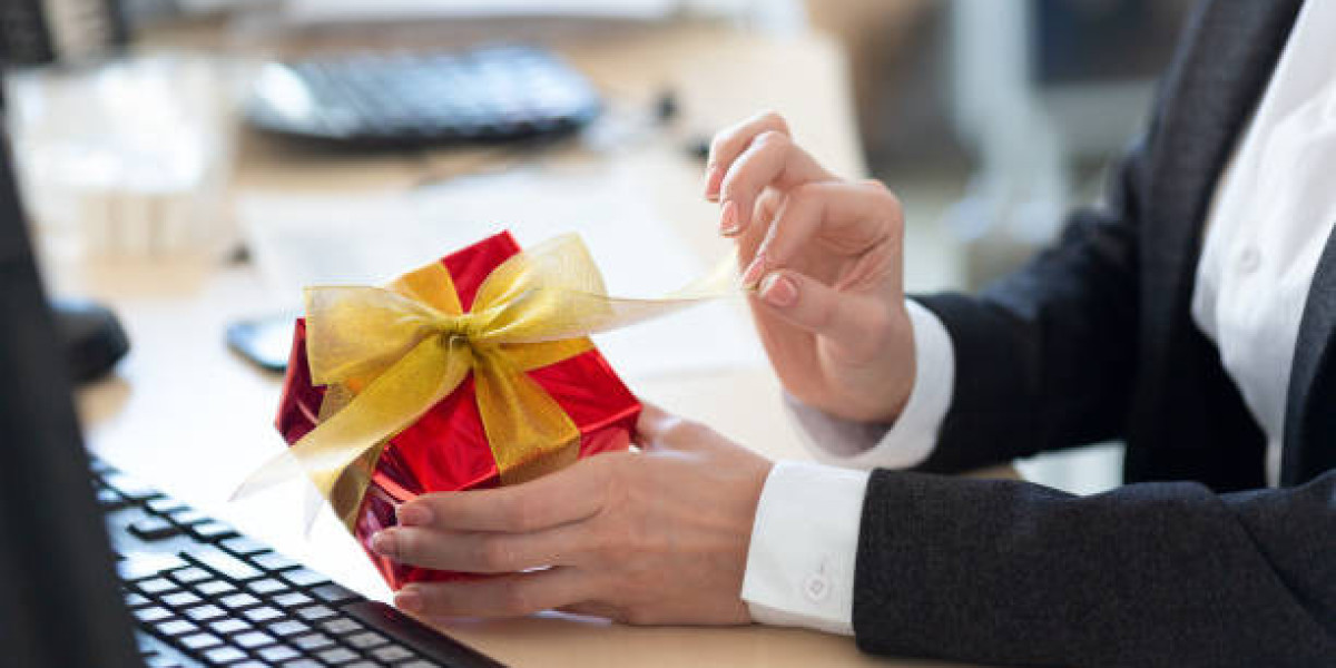Finding the Right Corporate Gifts Supplier in Singapore