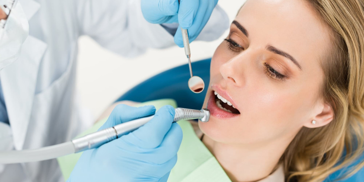 השתלת שיניים באשדוד עם תוצאות טבעיות וטיפול מותאם אישית