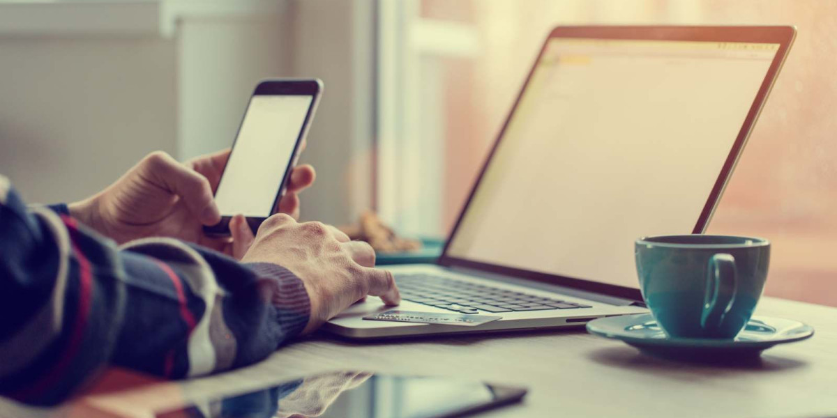 Оргомное количество онлайн-курсов для роста.