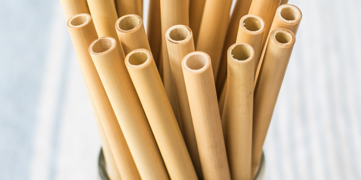 Bamboo and Reusable Straws: Simple Everyday Swaps for Lower Waste Sipping